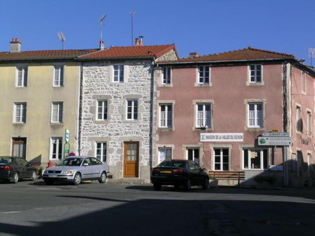 Gîte Ferrières-sur-sichon, 4 Pièces, 6 Personnes - Fr-1-489-191 - Allier