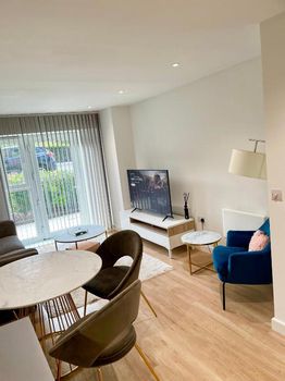 Edgware Apartments and Condos For Rent cozycozy