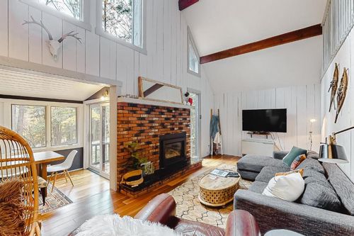 Quechee State Park, Hartford airbnb, hotels and vacation rentals