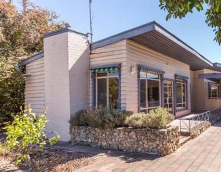 Horsham Vacation Rentals and Airbnb cozycozy