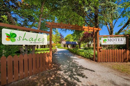 Search 63 Cheap Hotels in Peak cozycozy