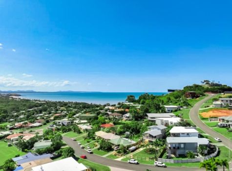 Yeppoon Holiday Rentals and Airbnb cozycozy