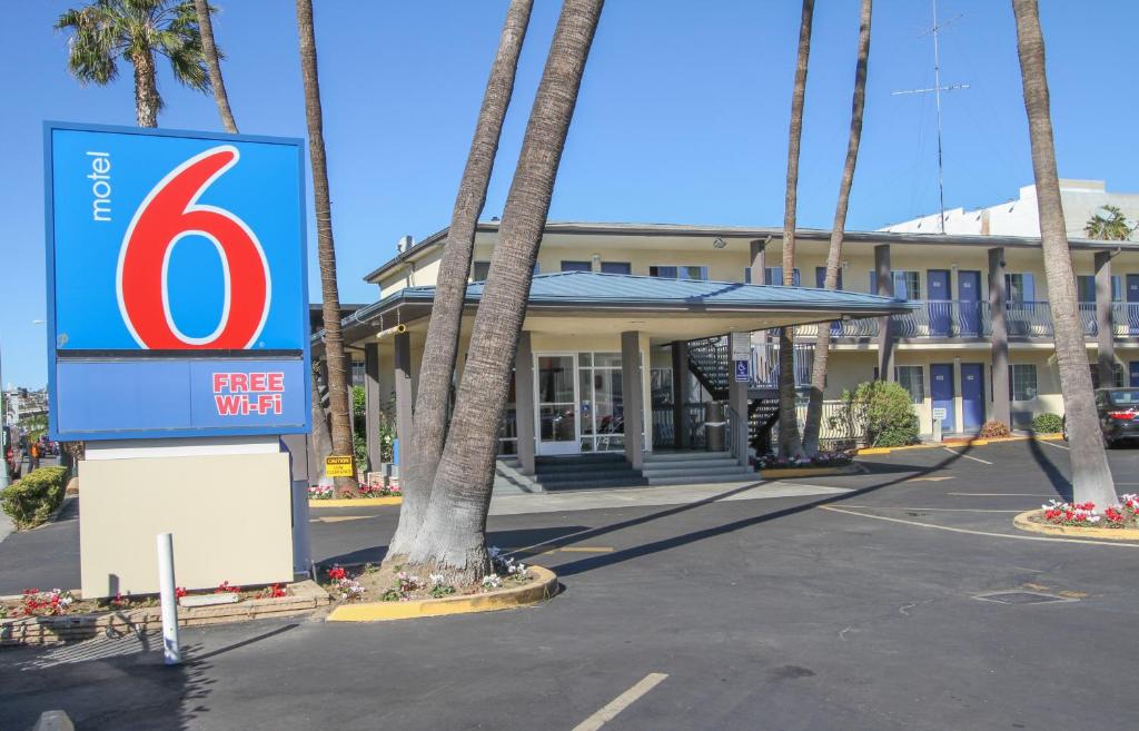 Motel 6 San Diego Airport/harbor - San Diego, CA