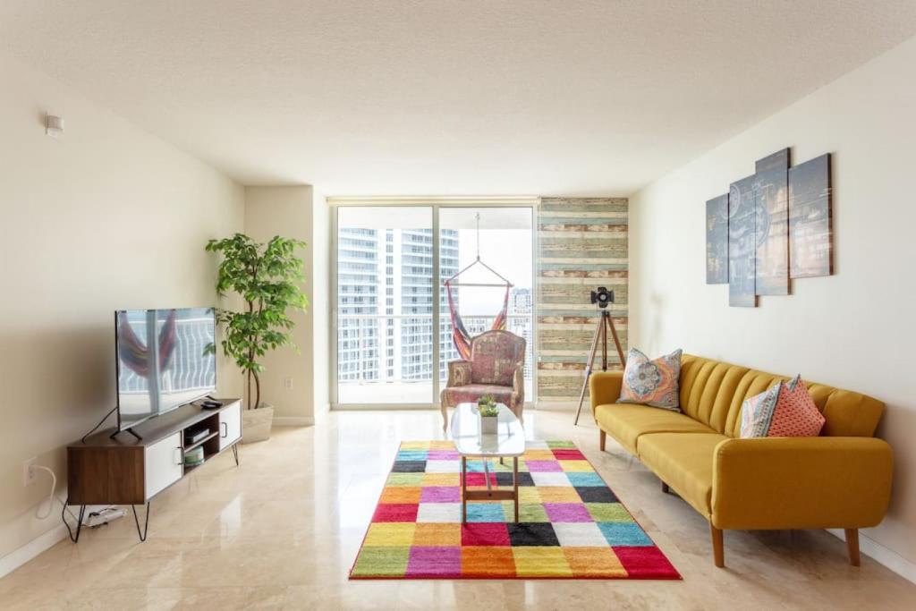 Ocean And City Views Lux Brickell Condo Sleeps, 4 King Bd - Miami