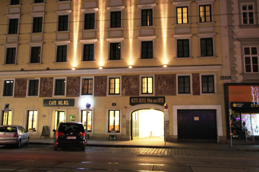 Suite Hotel 900 M Zur Oper - Viena