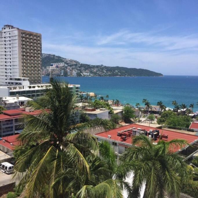 Departamento Familiar En Acapulco Con Hermosa Vista! - Mexico