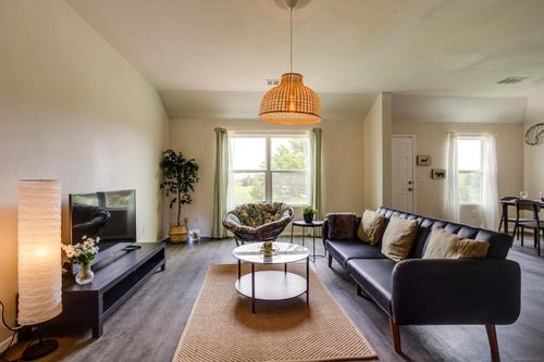 Lake Chickasha, Verden airbnb, hotels and vacation rentals