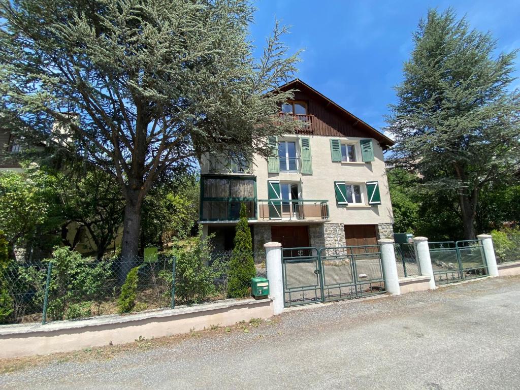 Villa Meyronnes - Alpes-de-Haute-Provence