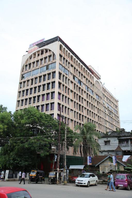 Hotel Rajmahal - Guwahati