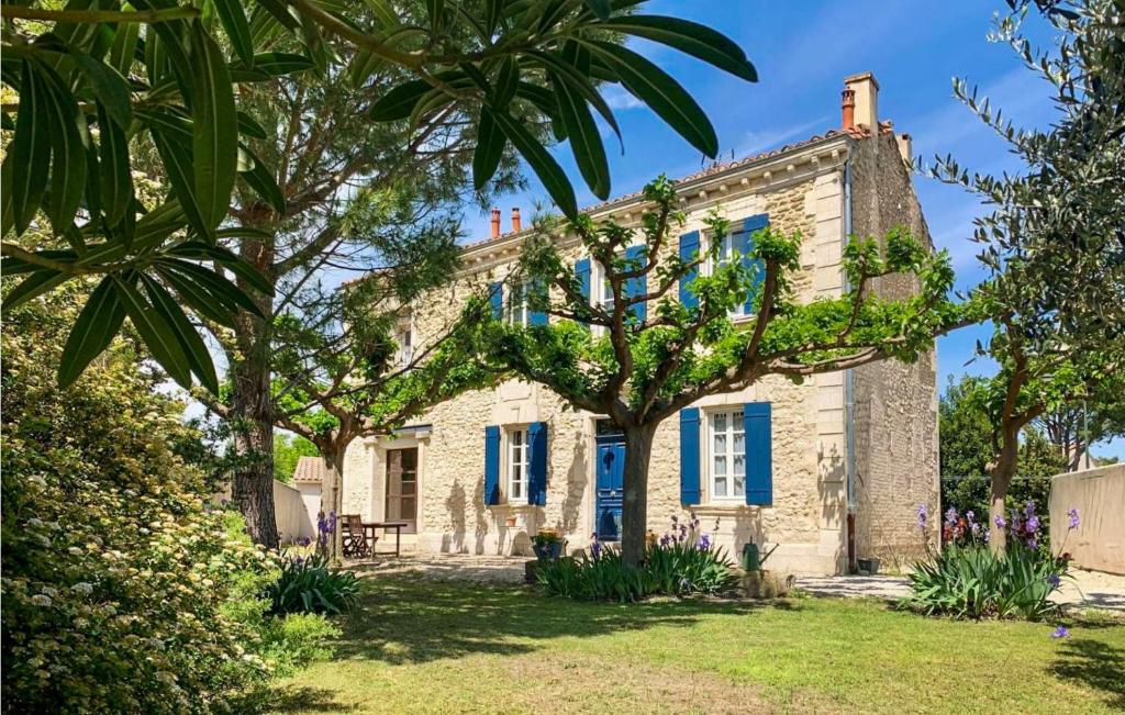 Beautiful Home In Rognonas With Wifi And 5 Bedrooms - Villeneuve-lès-Avignon