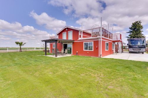 Tulare, CA Places to Stay and Lodgings cozycozy