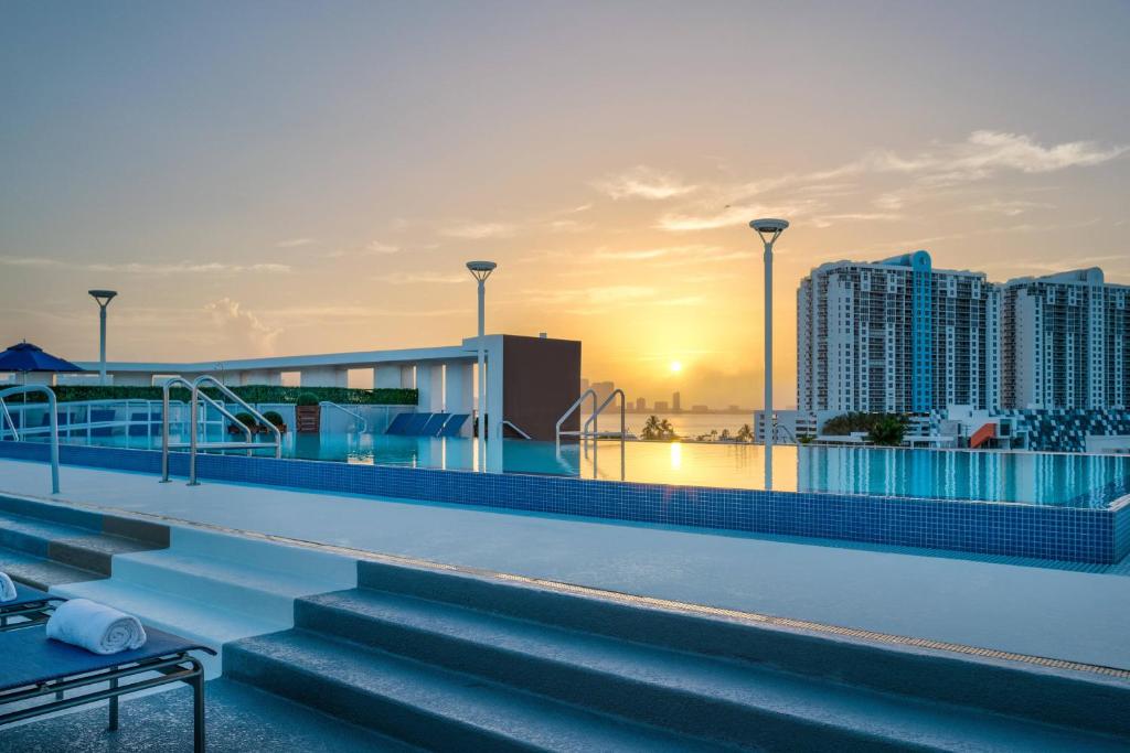 Residence Inn By Marriott Miami Beach South Beach - Miami Beach
