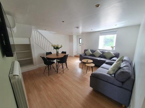 Macroom Apartments and Condos For Rent cozycozy