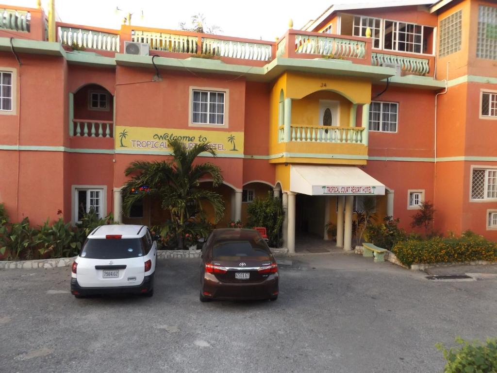 Tropical Court Hotel - Montego Bay