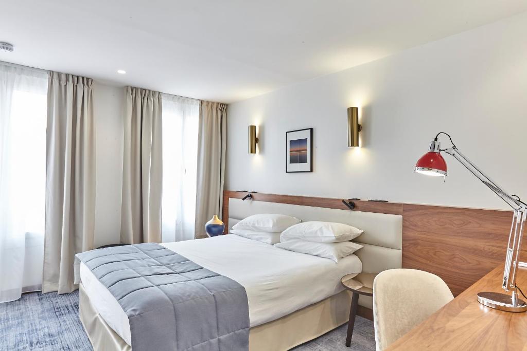 Hotel Royal Phare - Courbevoie