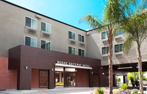 Search 7 Cheap Hotels in Compton, CA cozycozy