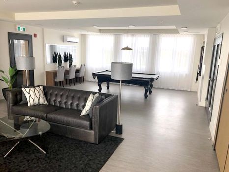 Brossard Vacation Rentals and Airbnb cozycozy