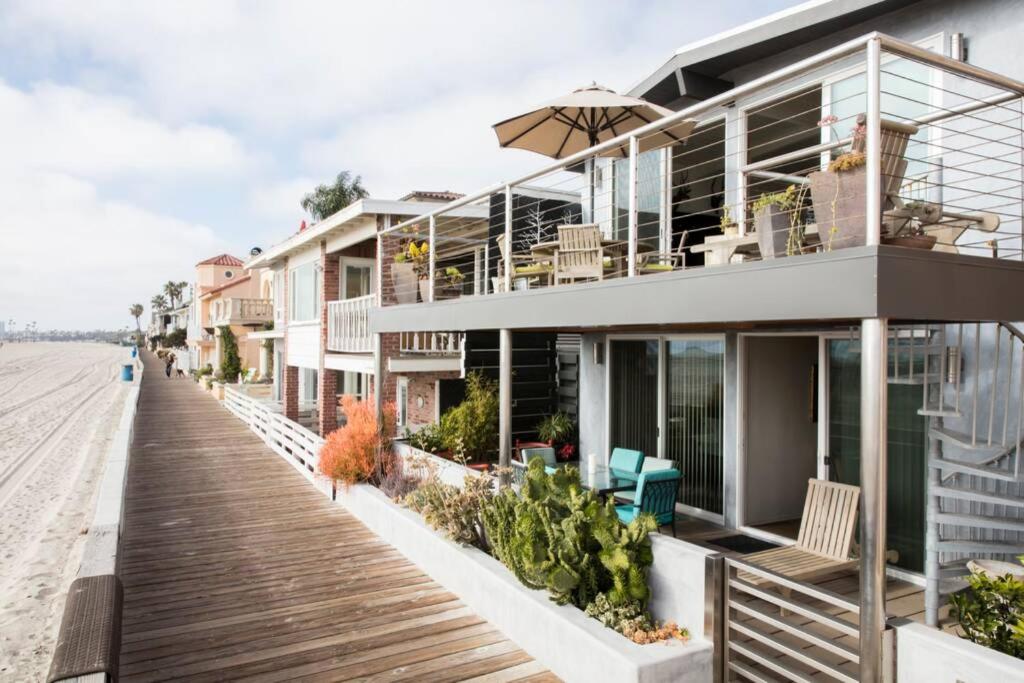 Oceanfront Oasis - Long Beach, CA