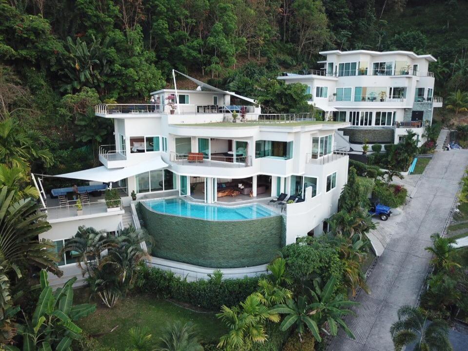 Villa Beyond 9 Bedroom Fully Staffed Seaview Villa - Phuket
