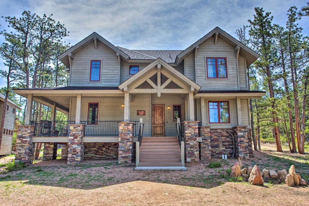 Lakefront House with Grill in Fox Acres Mtn Resort! - Colorado