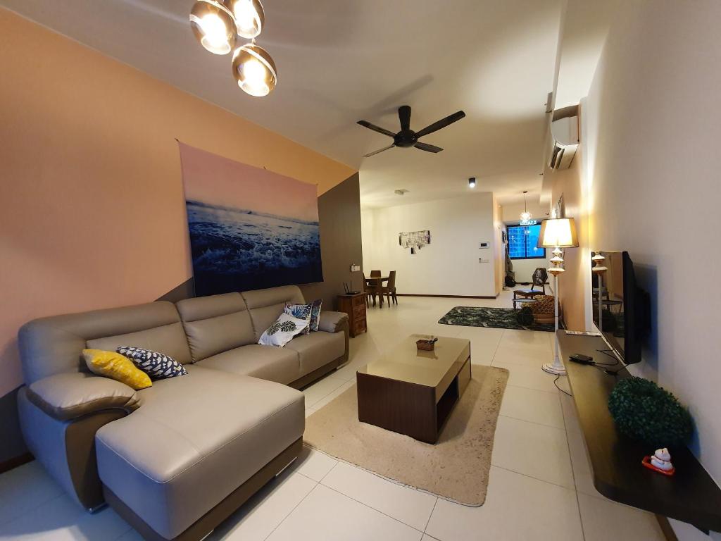 Heng 3BR Homestay · (New) 3BR Romantic Luxury Seaview Homestay@Gurney无敌海景三房套房 - Insel Penang