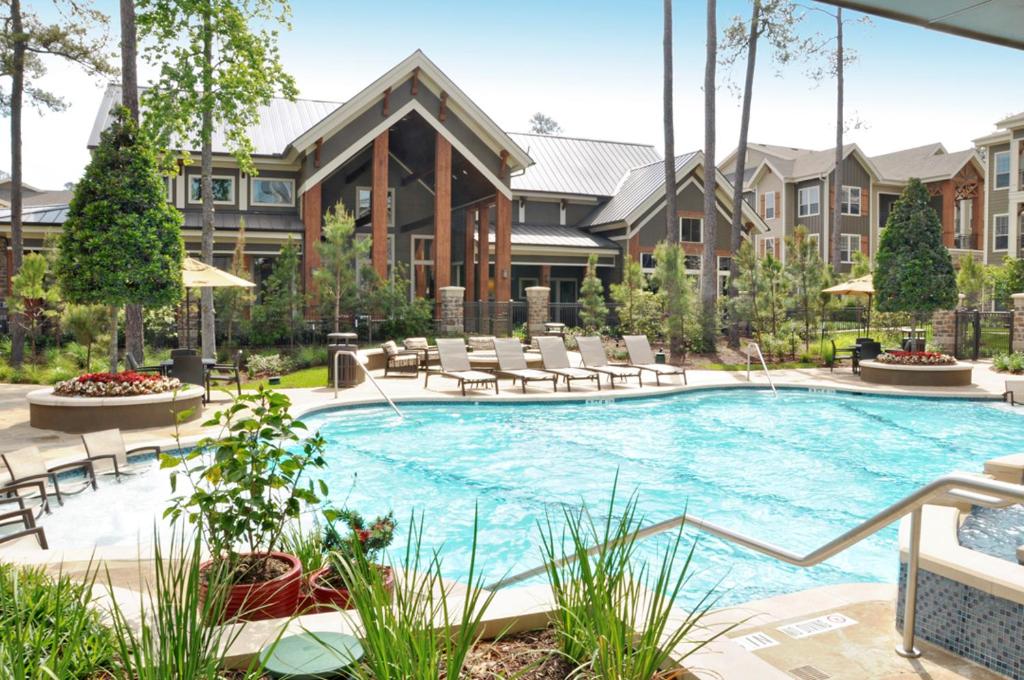 Resort Style Apartment/home - The Woodlands - Houston, TX
