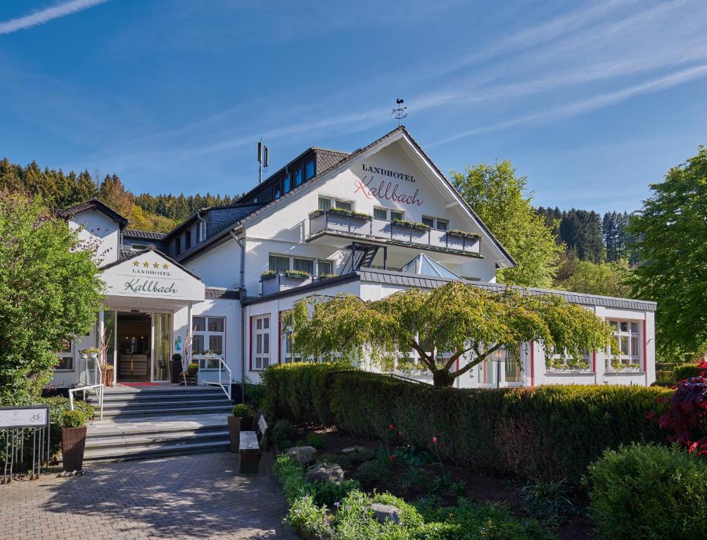 Landhotel Kallbach - 4 Sterne Superior - Nationalpark Eifel