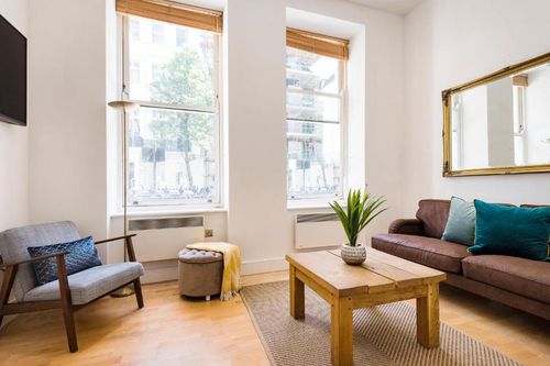 Whitehall Vacation Rentals and Airbnb cozycozy