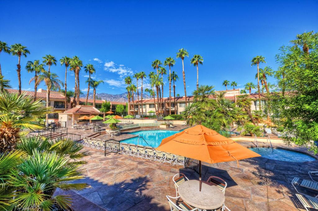 Desert Oasis Welk Resorts - Palm Springs, CA