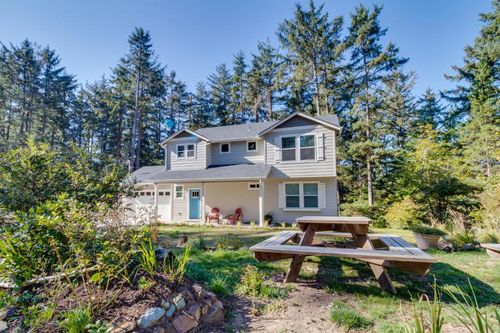 Manzanita Vacation Rentals and Airbnb cozycozy