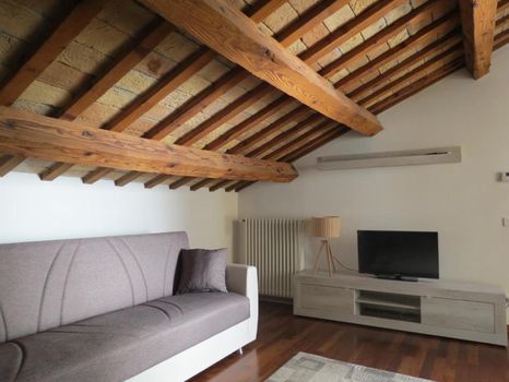 Ravenna Apartments and Condos For Rent cozycozy