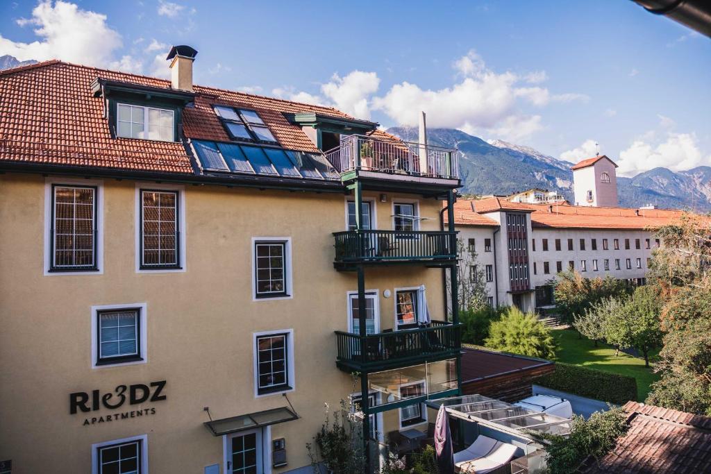 Riedz Apartments Innsbruck- Zentrales Apartmenthaus Mit Grüner Oase - Innsbruck