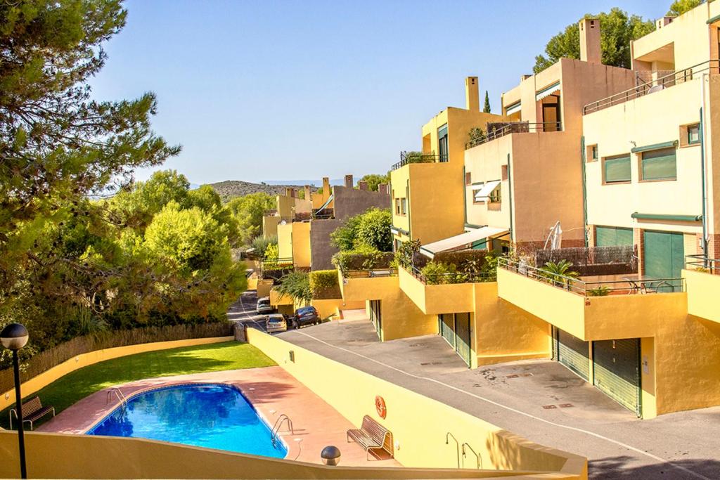 House with 3 bedrooms in Tarragona with wonderful mountain view shared pool enclosed garden 500 m from the beach - Tarragona