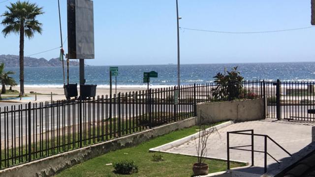 Avenida del Mar , Primera Linea, edificio Canto del agua - La Serena
