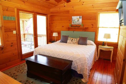Claytor Lake, VA Vacation Rentals and Airbnb cozycozy