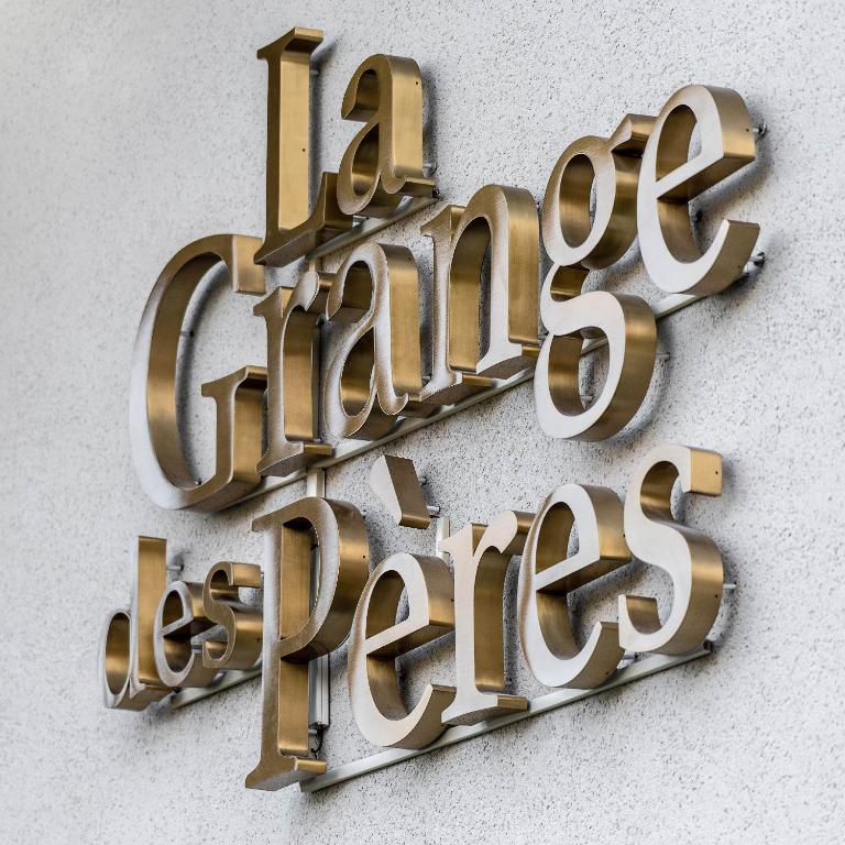 La Grange Des Pères - France