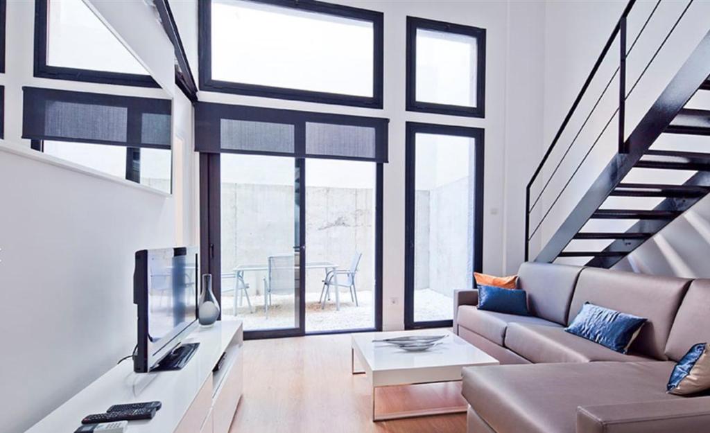 Modern And Chic Apartments In Gracia Near Parc Guell - Barcelona