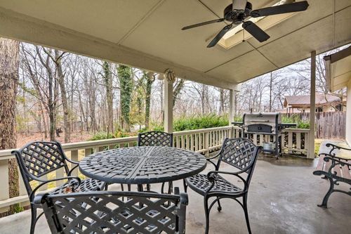 Big Sugar Creek State Park, Pineville airbnb, hotels and vacation rentals