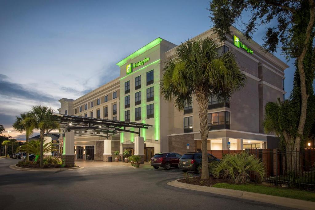 Holiday Inn Pensacola - University Area, an IHG Hotel - Pensacola Beach