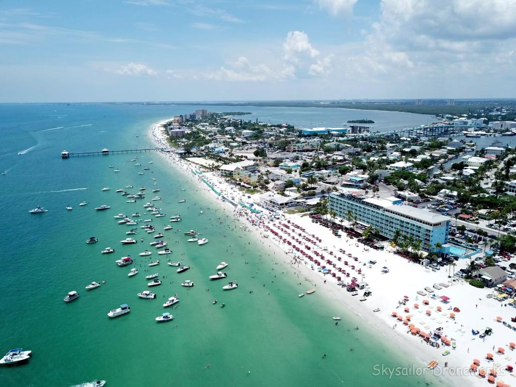 Lani Kai Island Resort - Fort Myers Beach