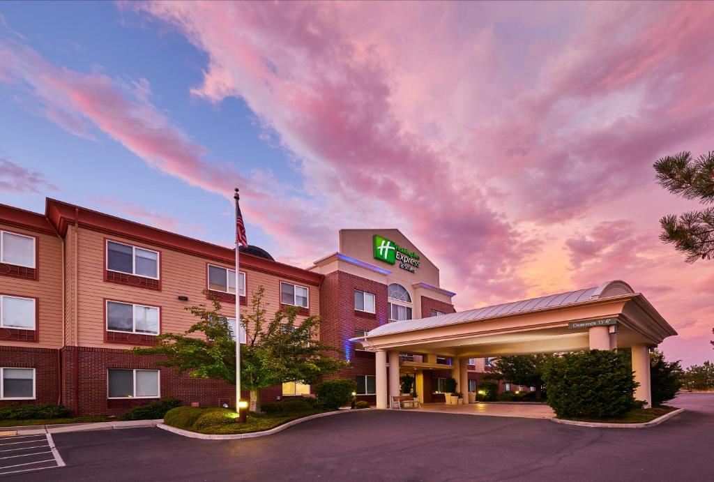 Holiday Inn Express Hotel & Suites Medford-Central Point, an IHG Hotel - Medford, OR