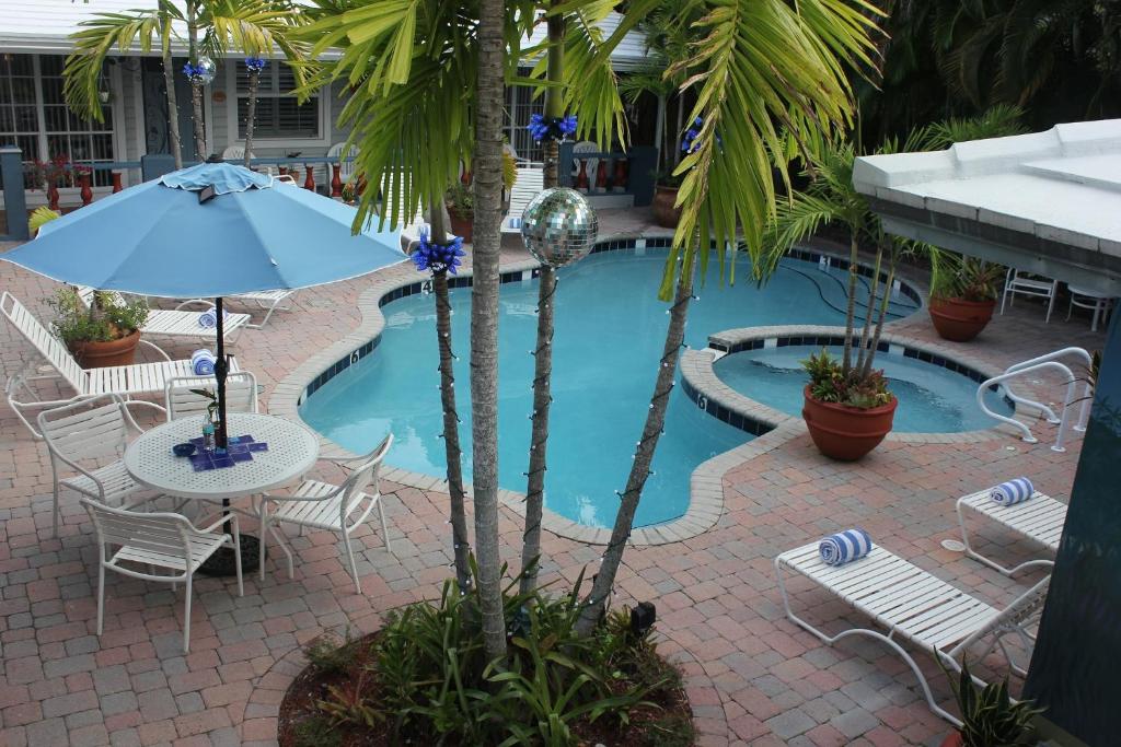 Coral Reef Guesthouse - Fort Lauderdale