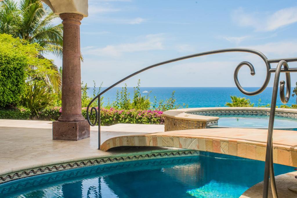 Casa Lieber - Luxury Estate Steps from the Sea of Cortez Shore - Sleeps 8 - San José del Cabo