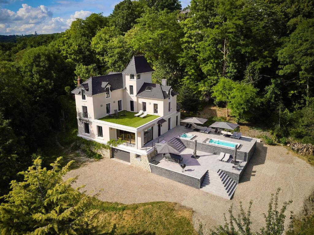 La Villa Aubin Belle Demeure Avec Vue Sur Paris - Enghien-les-Bains
