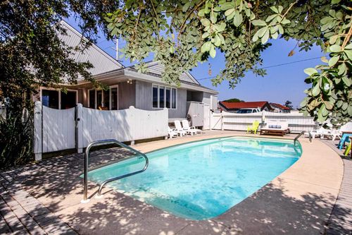 Waves, NC Vacation Rentals & Airbnb COZYCOZY