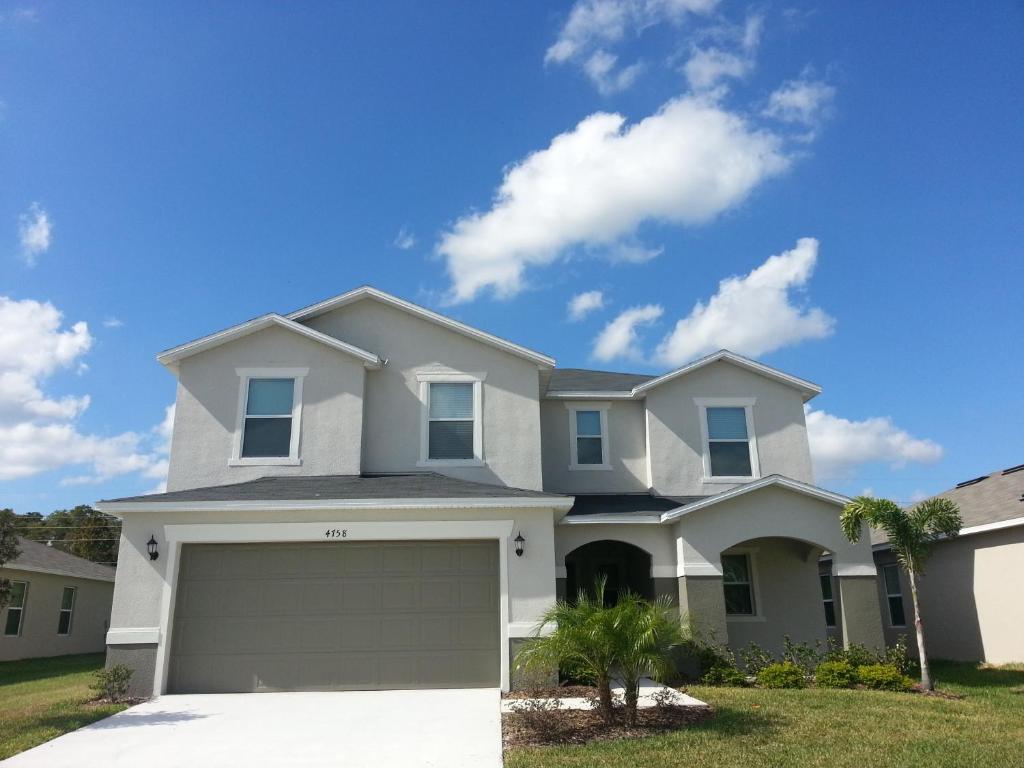 Cozykey Vacation Rentals - Crystal Cove - Kissimmee