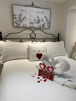 Fergus Vacation Rentals & Airbnb COZYCOZY