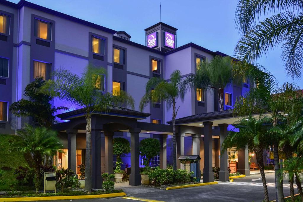 Sleep Inn Hotel Paseo Las Damas - San José