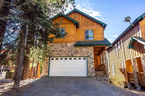 Shaver Lake Vacation Rentals & Airbnb COZYCOZY