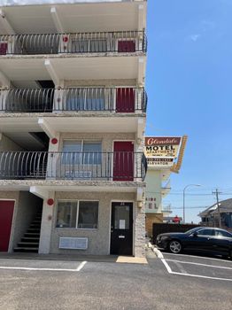 Search 19 Cheap Hotels in Lavallette, NJ cozycozy